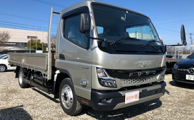 三菱ふそう キャンター 2021年式